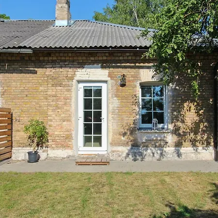 Near Old Town With Private Garden Апартаменти *