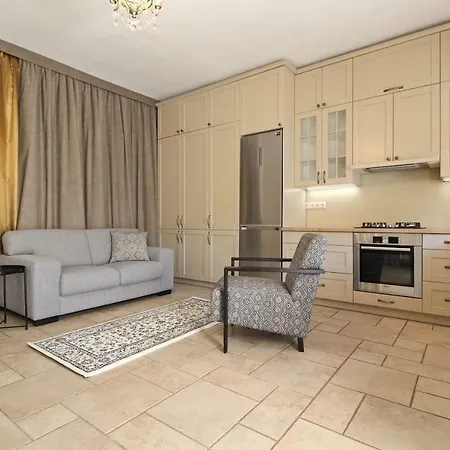 Near Old Town With Private Garden * Wilna